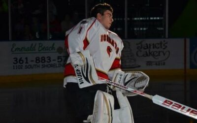 ICERAYS SURGE AHEAD IN ROUT OF JACKALOPES, 5-1