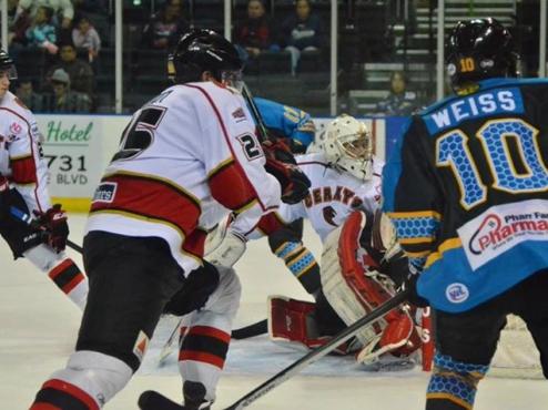 ICERAYS SLIP IN THIRD PERIOD, FALL 4-3 TO KILLER BEES