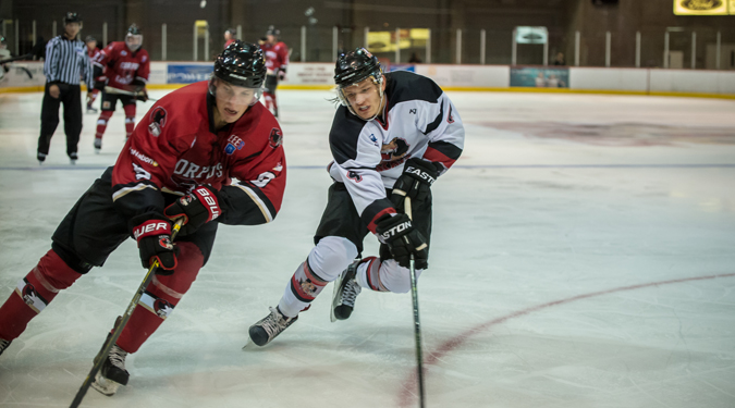 ICERAYS DROPPED BY WILDCATS, 6-1
