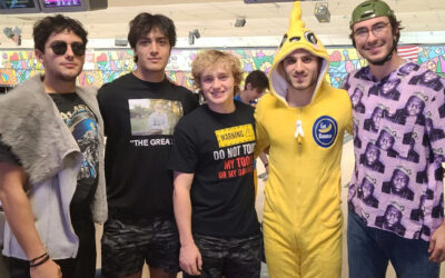 IceRays Use Bowling Outing As Ice Breaker